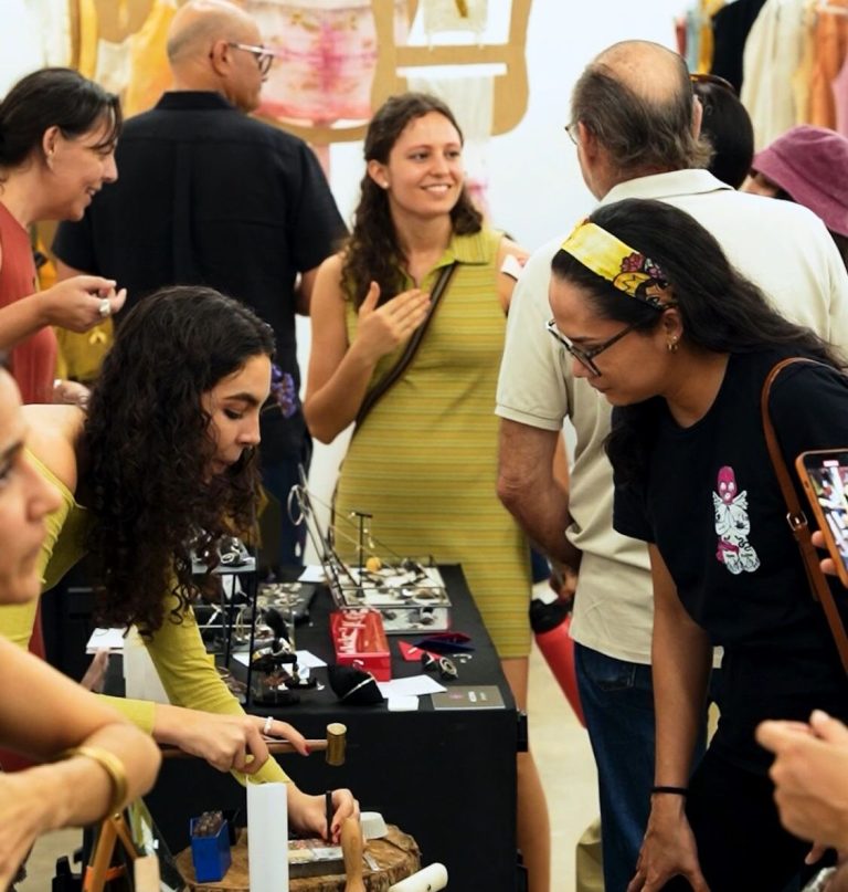 Arte y Diseño en Santa Ana: Feriado 2025 para toda la Familia
