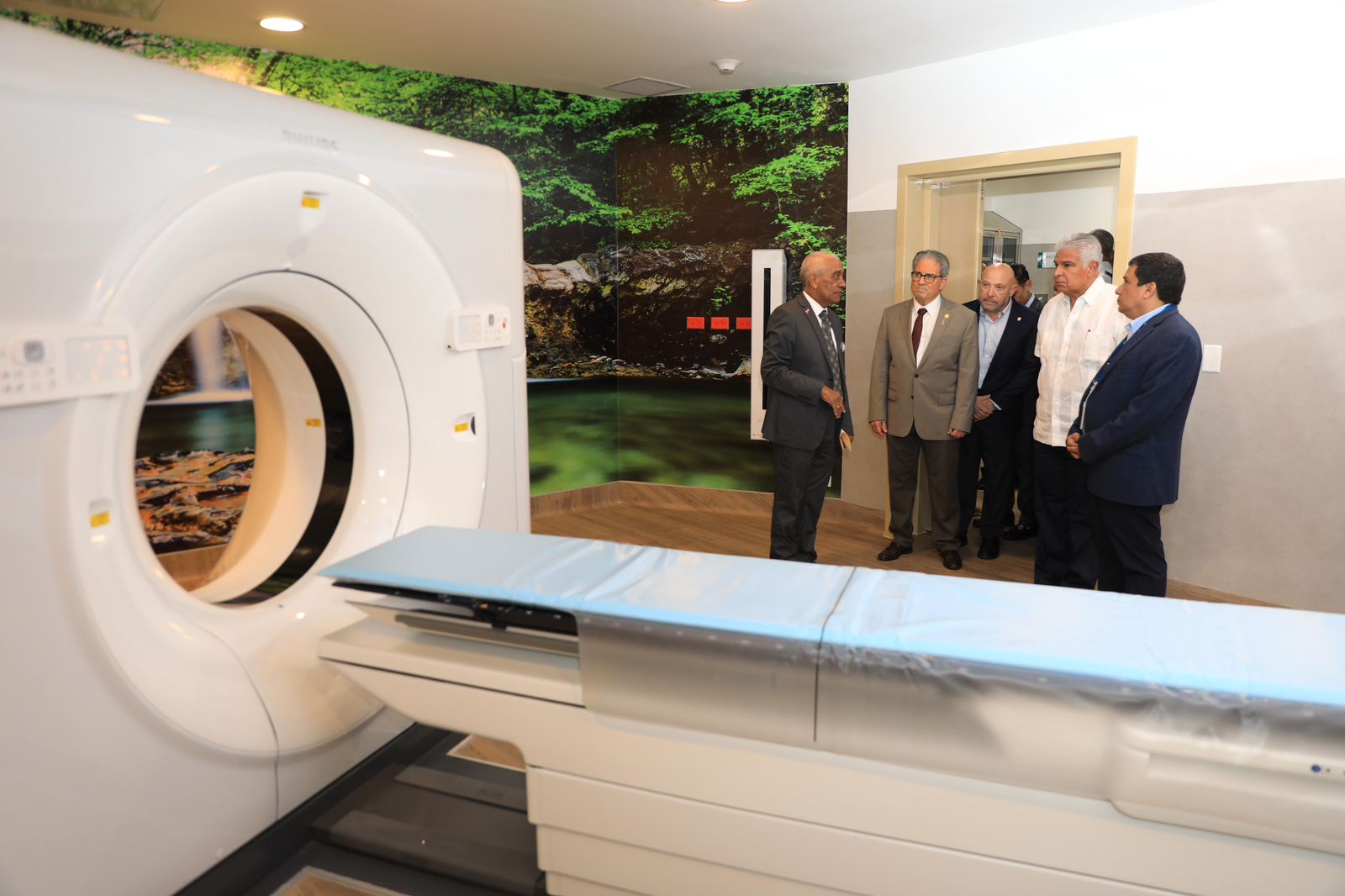 Mulino recorre el hospital Nicolás A. Solano y Ciudad de la Salud - Eventos  507