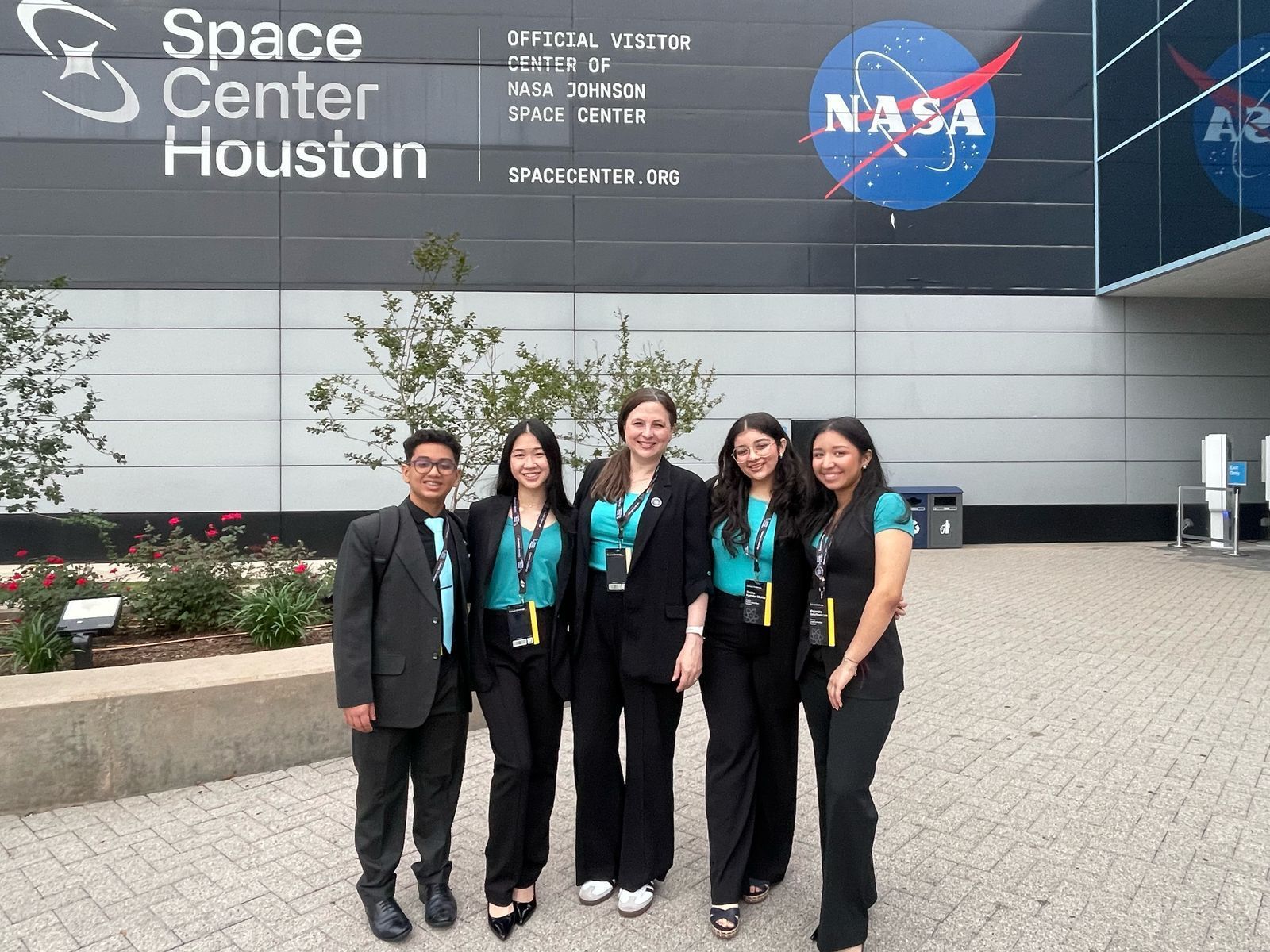 Estudiantes panameños brillan en el Centro Espacial de la NASA