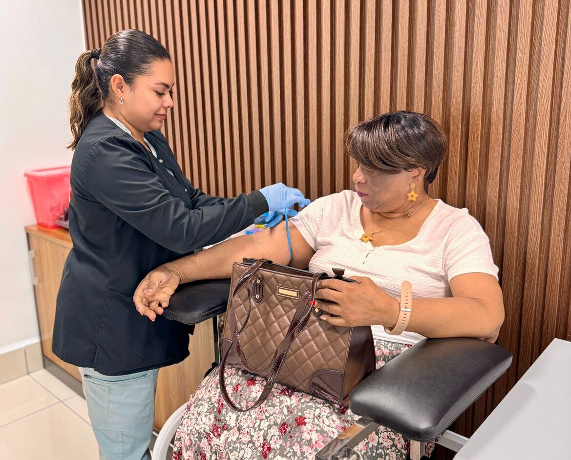 MiniMed lanza Feria de Salud con precios bajos en Panamá