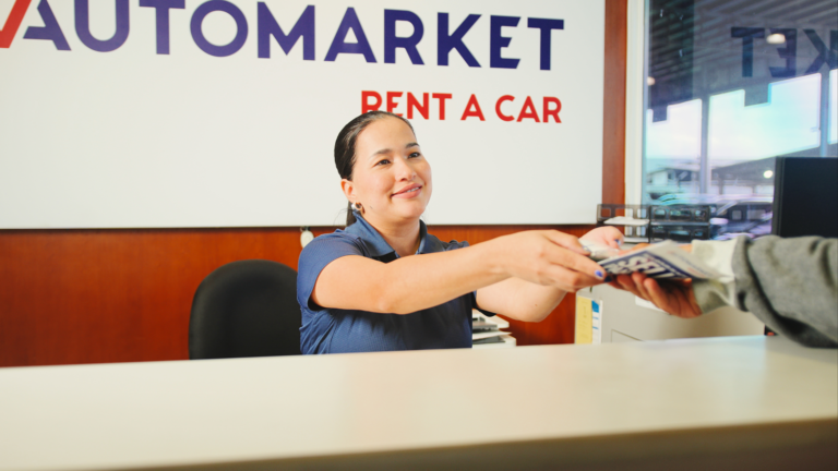 Automarket Rent a Car Panamá recibe reconocimiento internacional de Booking.com
