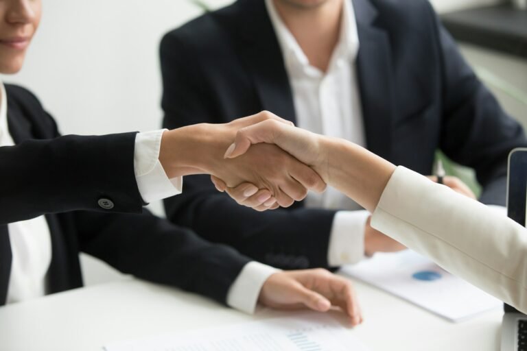 LLYC entra al ‘Top 10’ de asesores de fusiones y adquisiciones en América y advierte sobre nuevos riesgos en el mercado