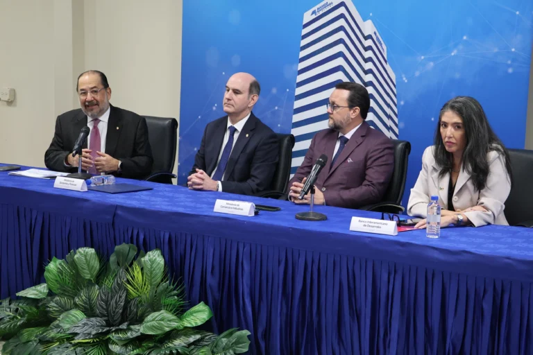 Panamá destina B/. 310 millones para financiar a Mipymes afectadas por el terremoto